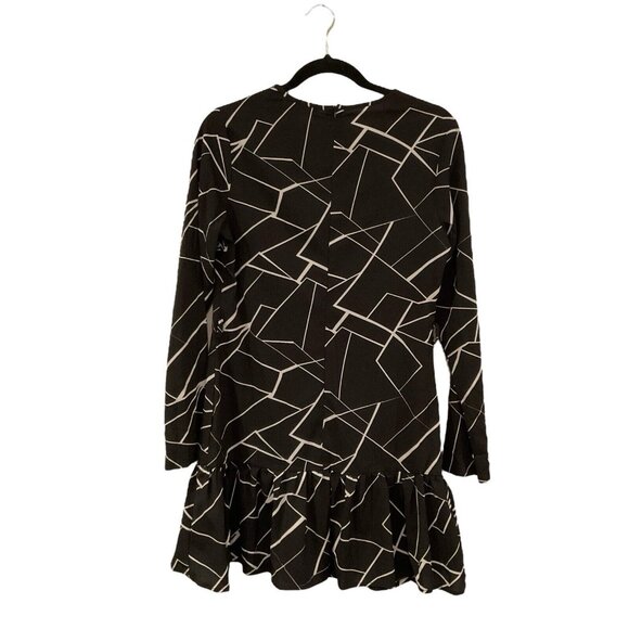Shein Geometric Round Neck Black White Line Pattern Long Sleeve Dress Ruffle M - Picture 9 of 13